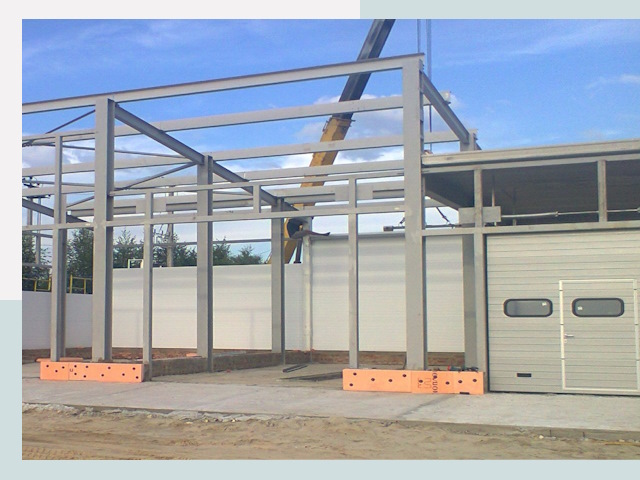 Строительство автосервисов от СтальСтрой-Ктм по цене 612 руб.